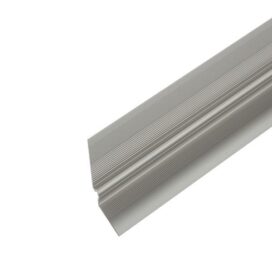 Obrázok produktu (9850127) Profil AL schodový roh vnútorný 3 mm, elox Striebro 01, 2,7 m, skrutkovací k vinylom hr. 3 mm, W3LVT Cezar (26×26 mm)
